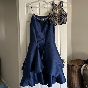 Alyce Paris Navy 2 piece Pageant Prom Homecoming Gown Size 6 Beaded
